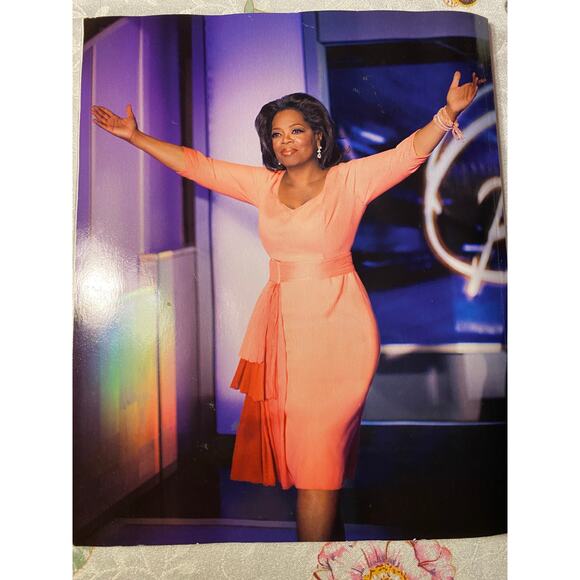 Oprah Winfrey Show 25 Years Commemorative Edition Magazine Format Booklet EUC - Picture 14 of 16